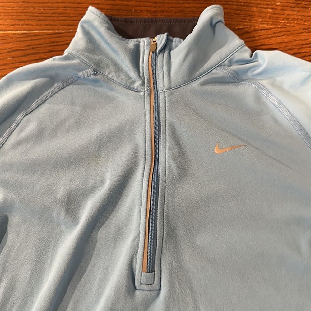 Nike Dri-Fit - Picture 3 of 5